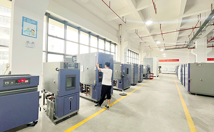 氙燈老化箱風(fēng)冷和水冷該怎么選？